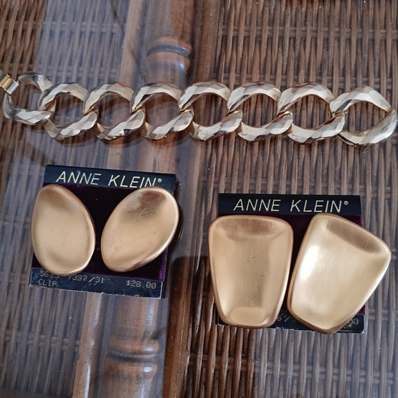 Anne Klein Jewelry - VINTAGE ANNE KLEIN EARRINGS & BRACELET LOT